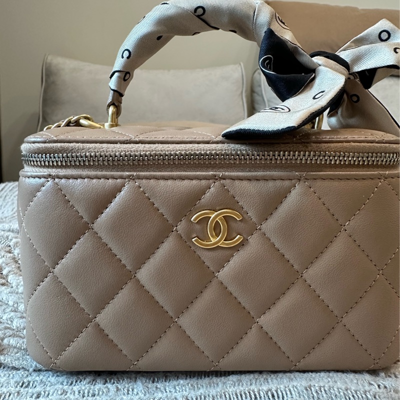 Chanel 長盒子 化妝包 側背包 米色 台灣專櫃購入全配-6