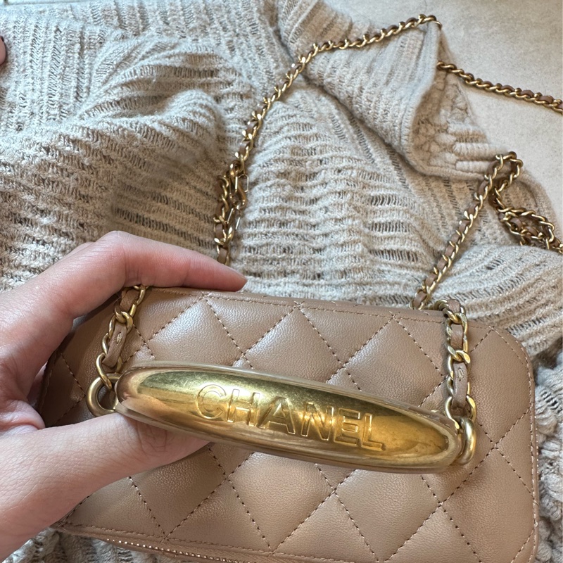 Chanel 長盒子 化妝包 側背包 米色 台灣專櫃購入全配-18