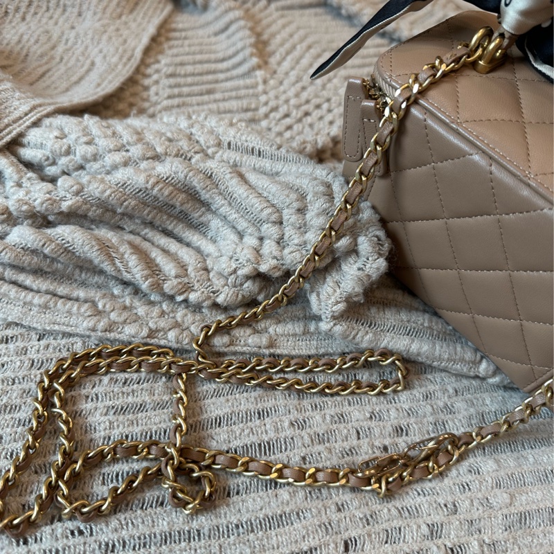 Chanel 長盒子 化妝包 側背包 米色 台灣專櫃購入全配-23