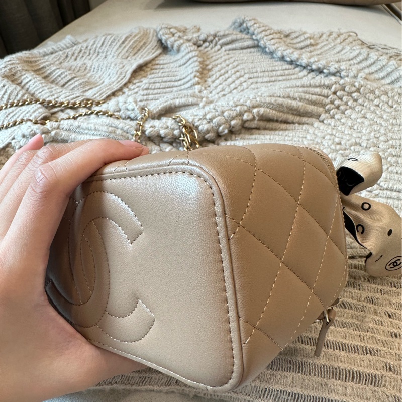 Chanel 長盒子 化妝包 側背包 米色 台灣專櫃購入全配-30