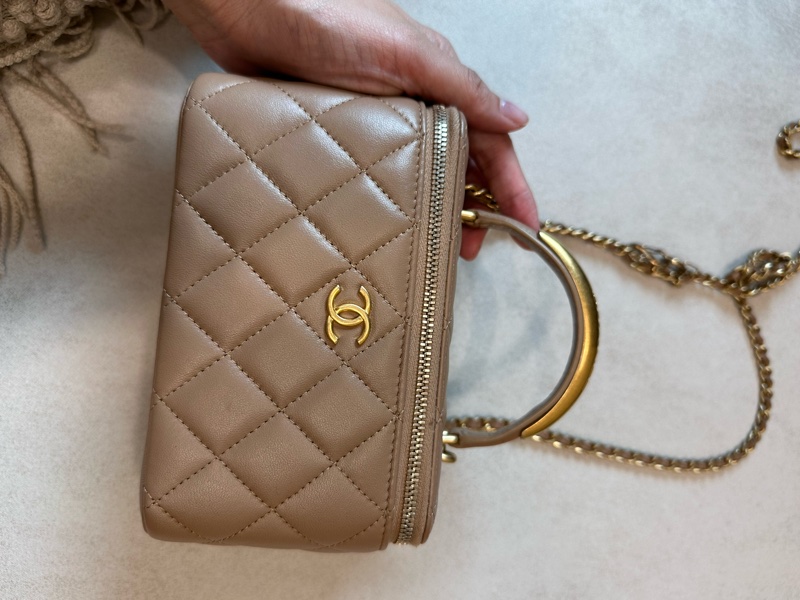 Chanel 長盒子 化妝包 側背包 米色 台灣專櫃購入全配-45