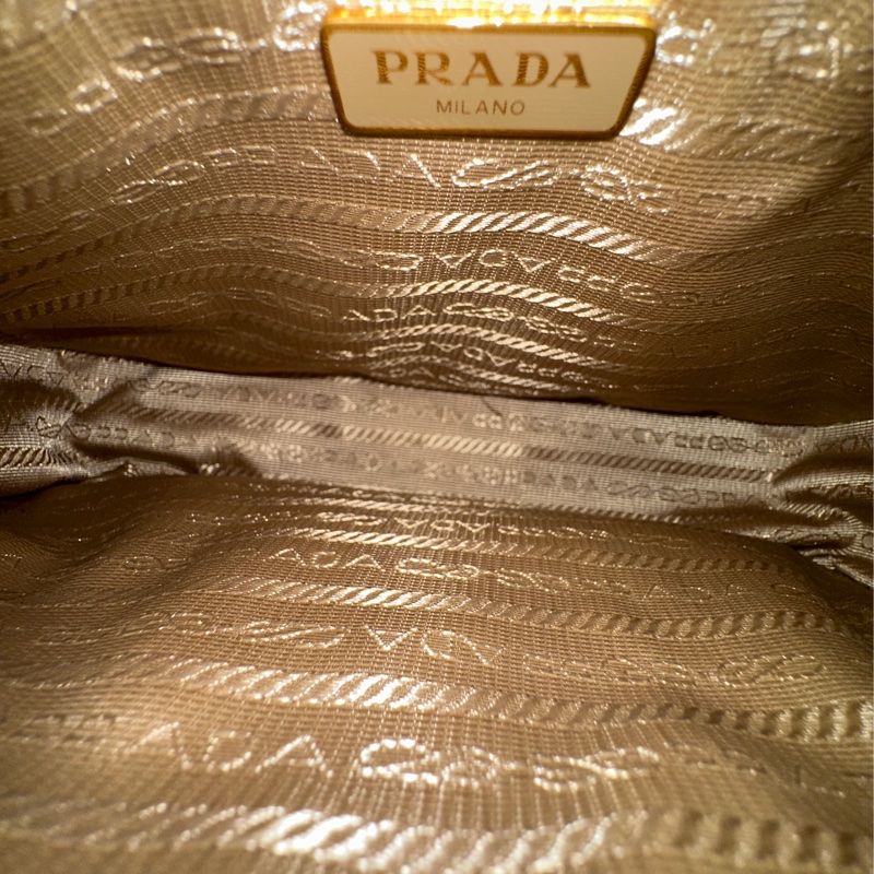 #全新閒置 #配件齊全🉑送禮 Prada三合一新款編制系列-10