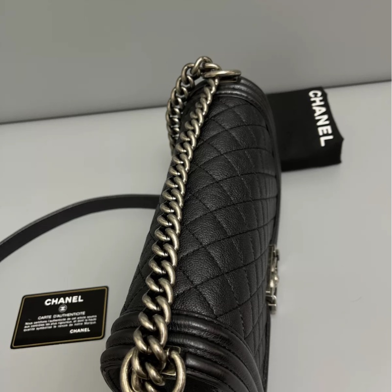 🈶購證 #99新閒置 #荔枝皮 香奈兒黑銀Leboy中號25cm荔枝牛皮-6