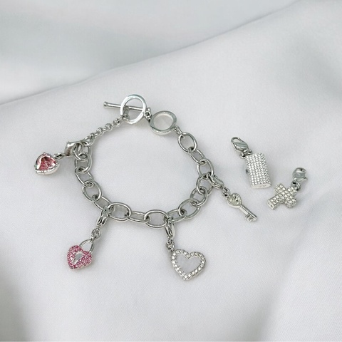 莉亞精品♡ SWAROVSKI 手鍊+吊飾 99新美品