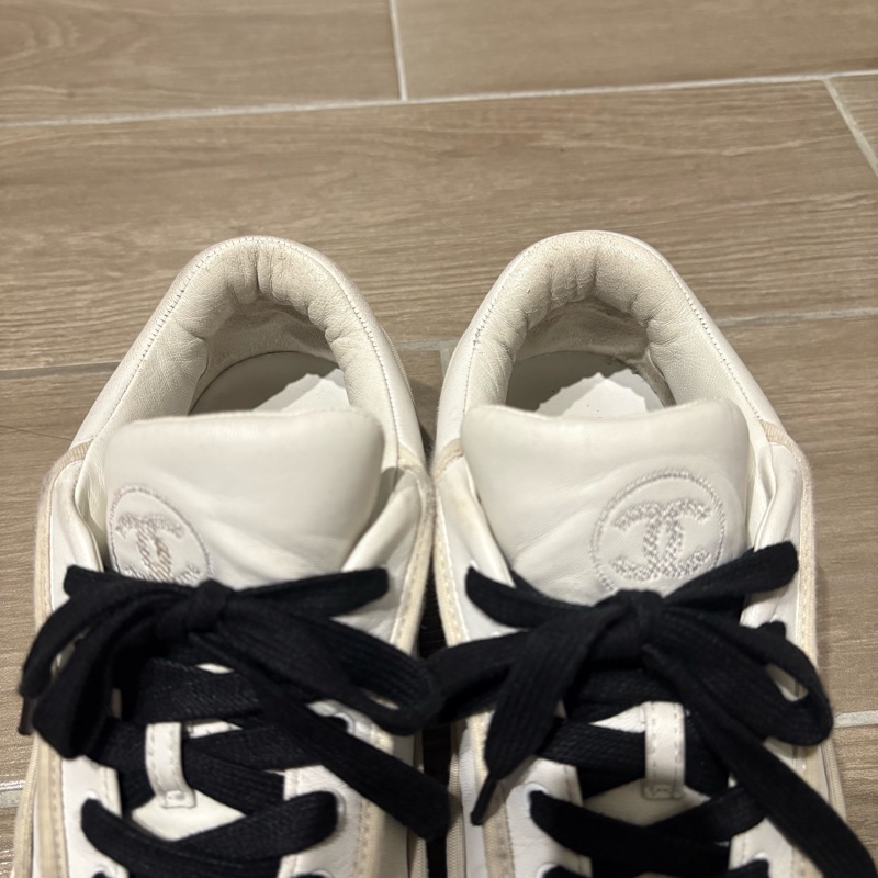 Chanel 熊貓配色全皮休閒鞋 39/24.5-11