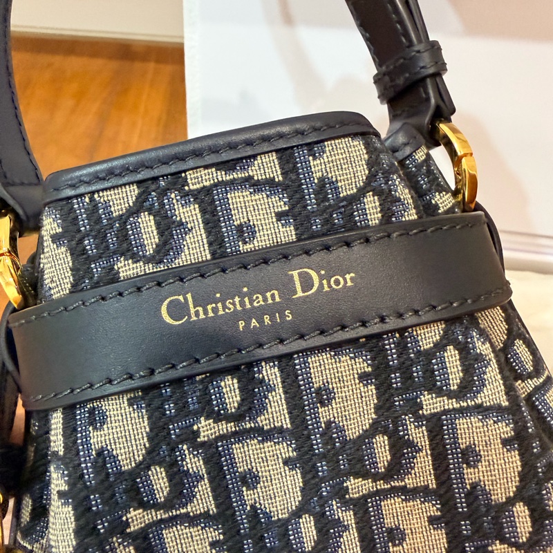 Dior cet’s 水桶 小號-20