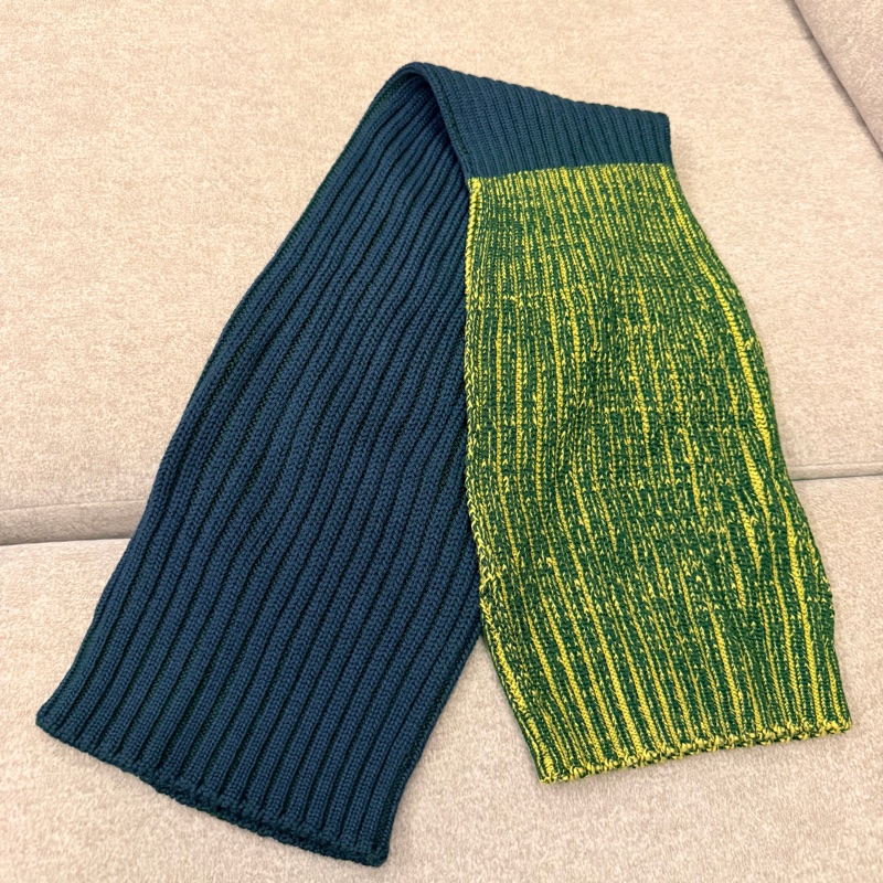 Homme Plisse 秀款羊毛圍巾-1