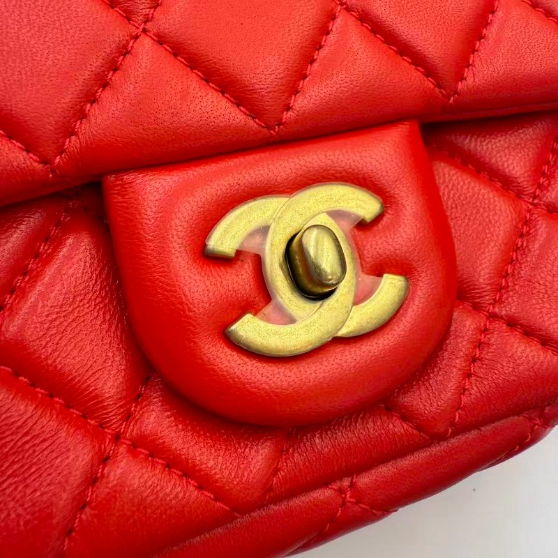 CHANEL Mini Flap Bag 珊瑚紅羊皮金球方胖子-8