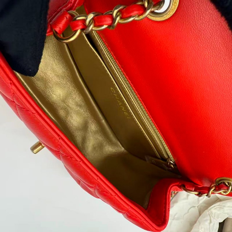 CHANEL Mini Flap Bag 珊瑚紅羊皮金球方胖子-9