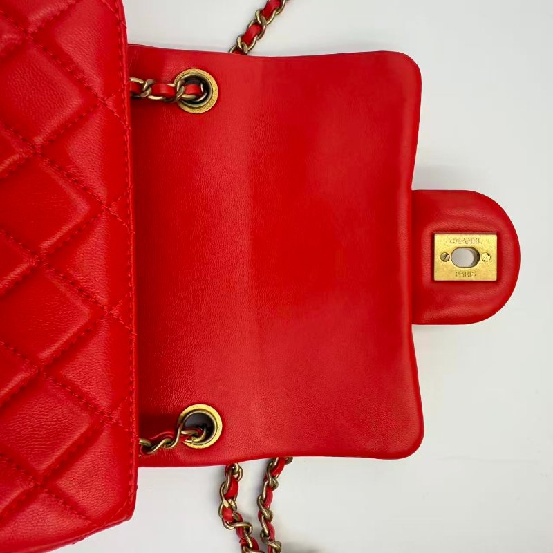 CHANEL Mini Flap Bag 珊瑚紅羊皮金球方胖子-10
