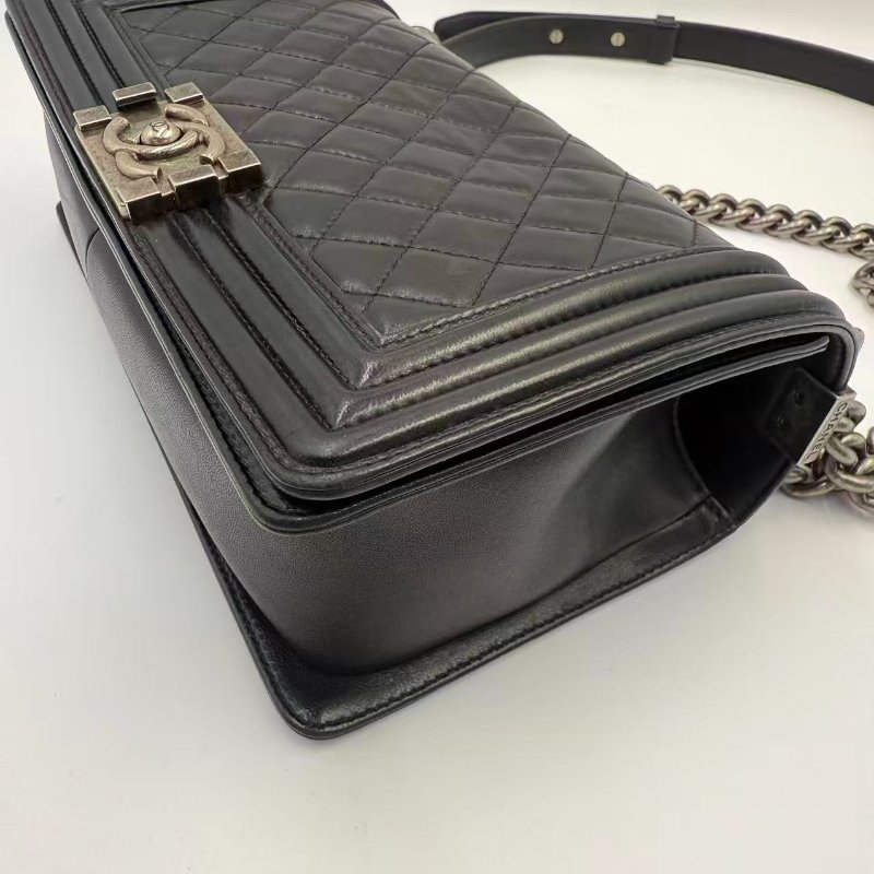 CHANEL boy25 黑色銀扣羊皮-3