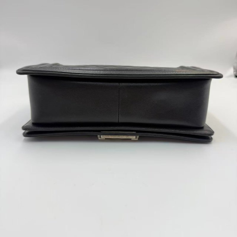 CHANEL boy25 黑色銀扣羊皮-5