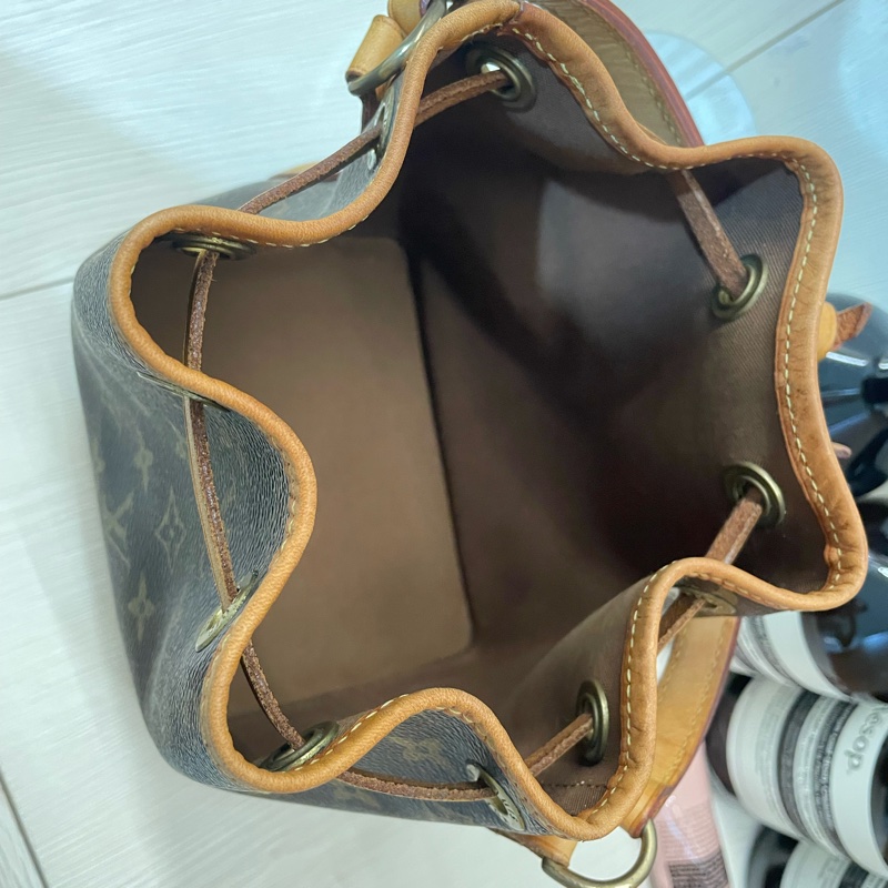 二手 LV louis vuitton 絕版 迷你水桶包 m42227 mini noe-3