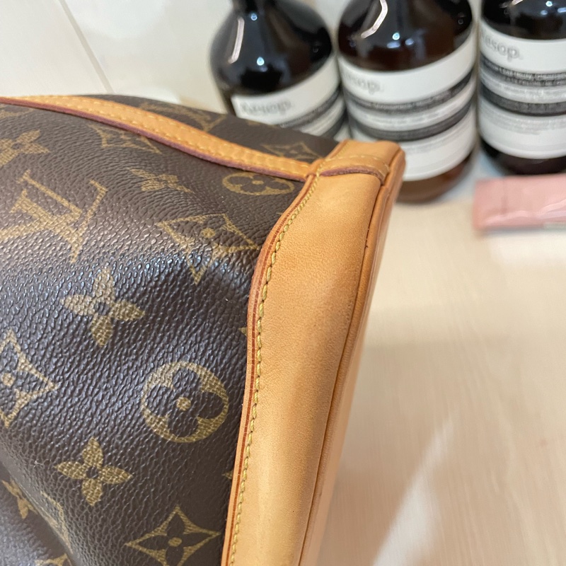 二手 LV louis vuitton 絕版 迷你水桶包 m42227 mini noe-8