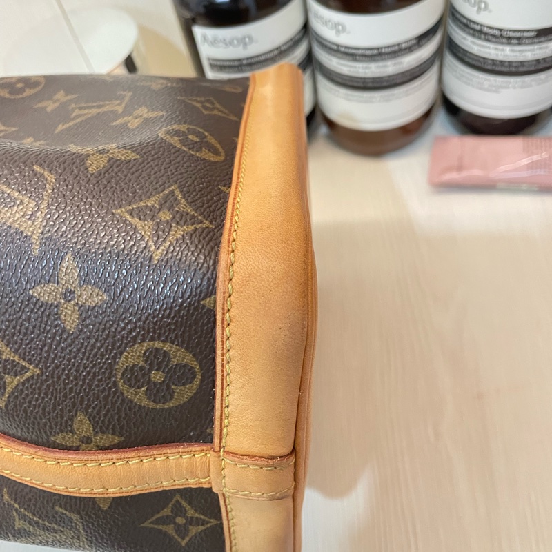 二手 LV louis vuitton 絕版 迷你水桶包 m42227 mini noe-9
