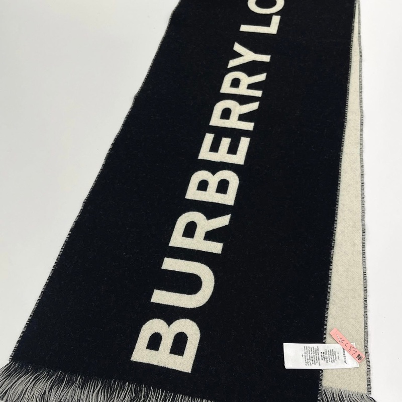 Burberry 新標 字母羊毛圍巾-4
