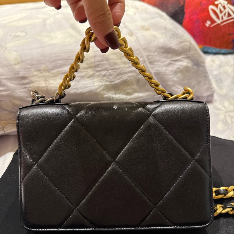 Chanel WOC 19 黑金鏈包 割愛售出-6
