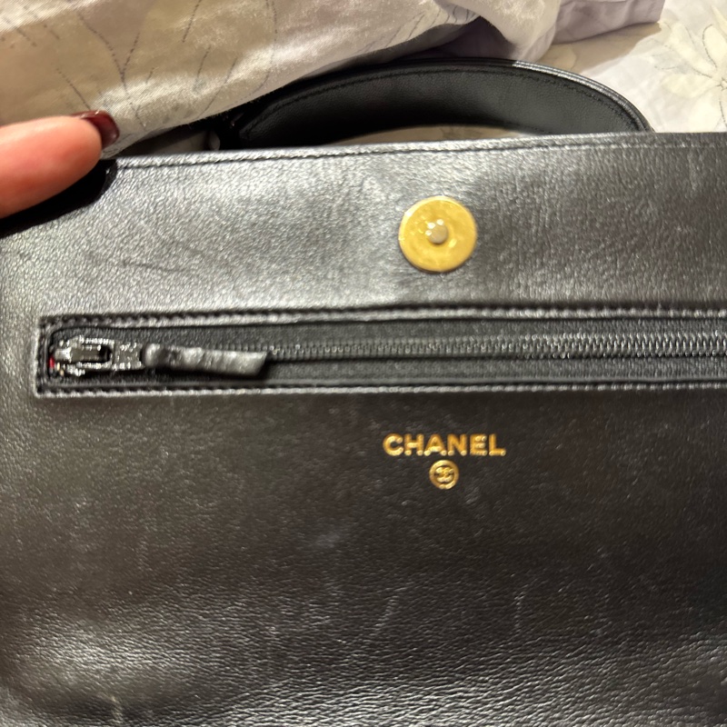 Chanel WOC 19 黑金鏈包 割愛售出-10