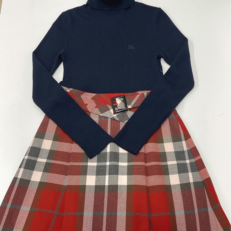 Burberry 藍標 高領戰馬針織拼接格紋毛料洋裝-6