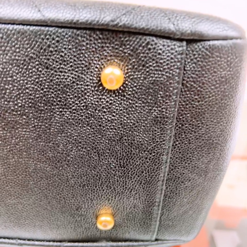 Chanel shopping tote 黑金牛皮托特包-4