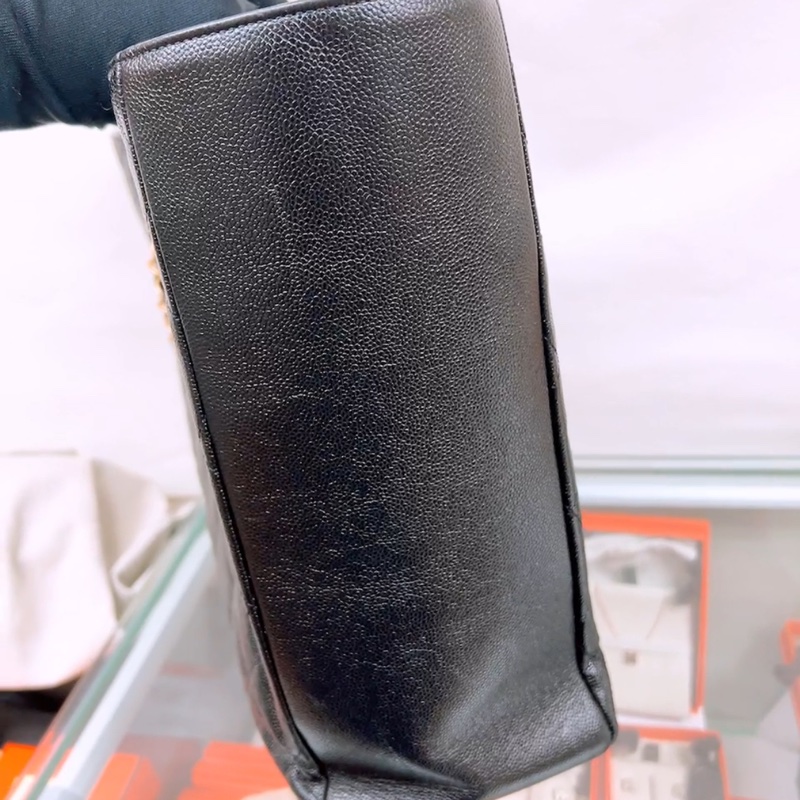 Chanel shopping tote 黑金牛皮托特包-6