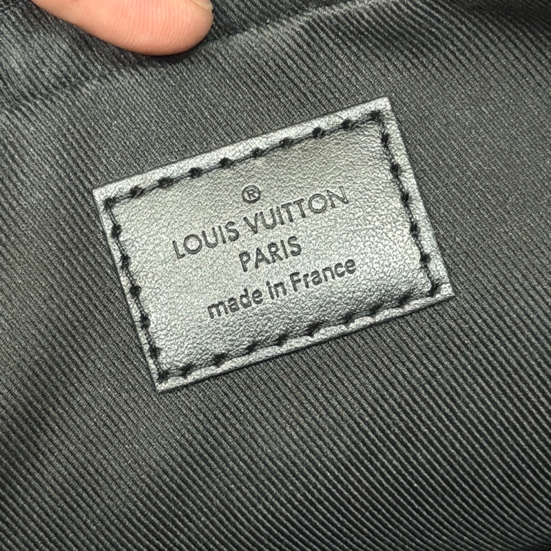商品:Lv黑武士三合一(M69443)新款 芯片款-17