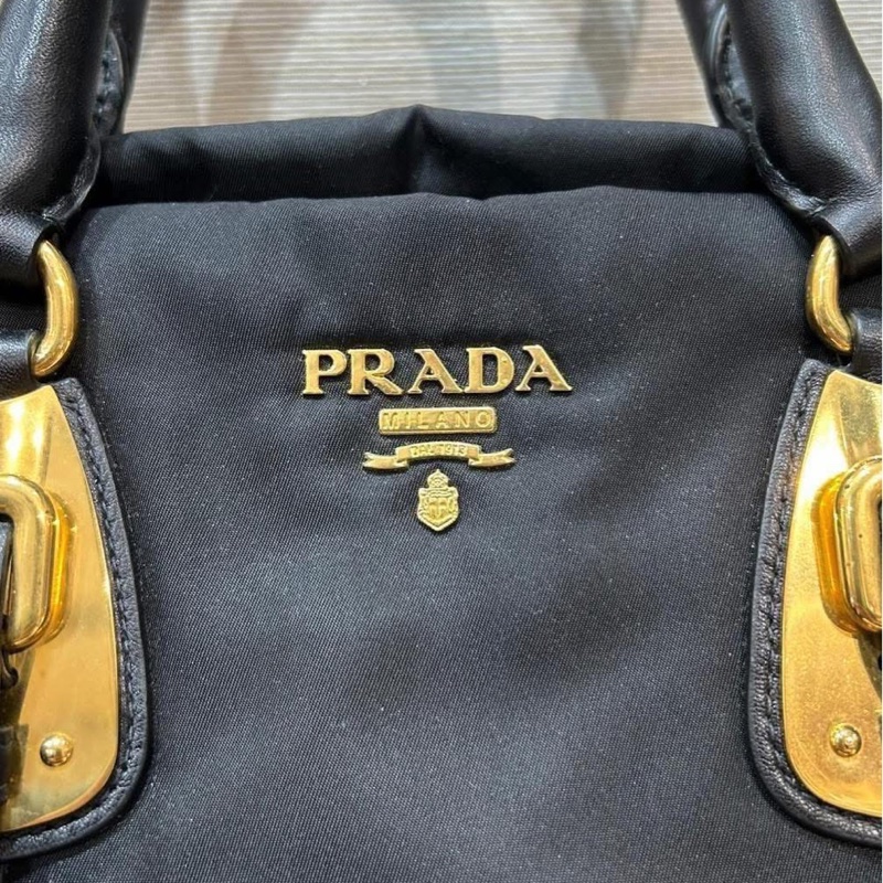 Prada nylon 2way bag 黑色金扣-3