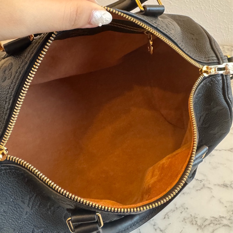 LV黑壓紋speedy30背帶款-32