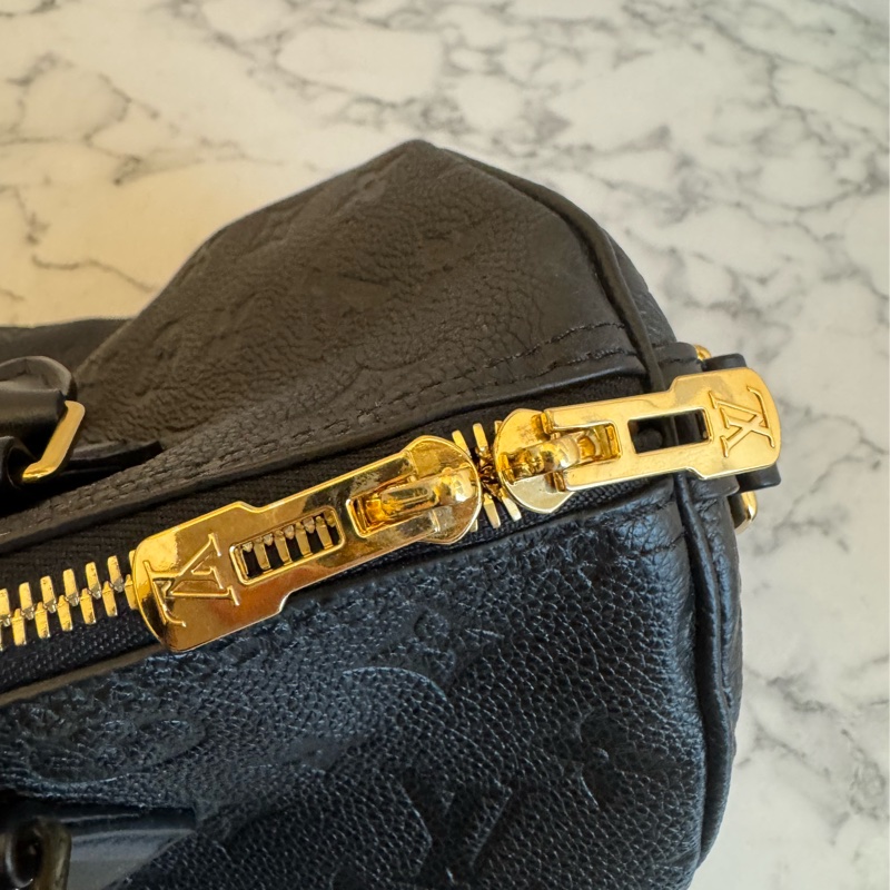 LV黑壓紋speedy30背帶款-43