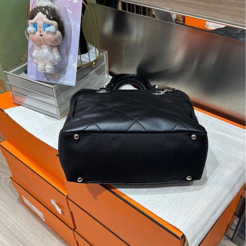 Chanel PARIS BIARRITZ PM TOTE BAG-4