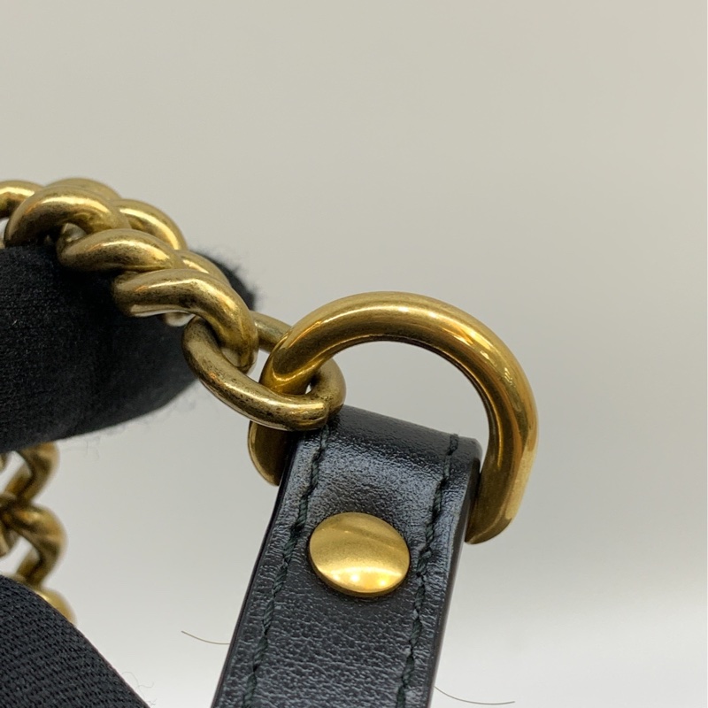 GUCCI MARMONT 26 馬夢牛皮皮革掀背肩背包-11