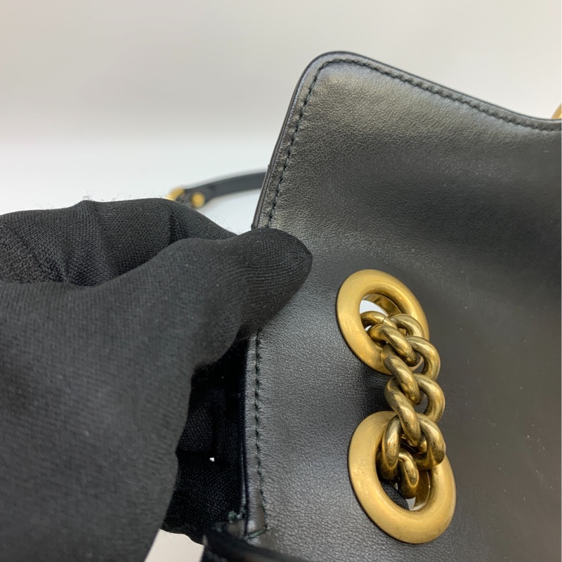 GUCCI MARMONT 26 馬夢牛皮皮革掀背肩背包-12