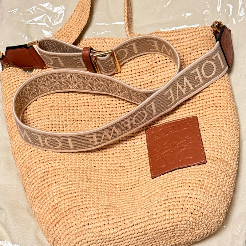 LOEWE 編織包-1