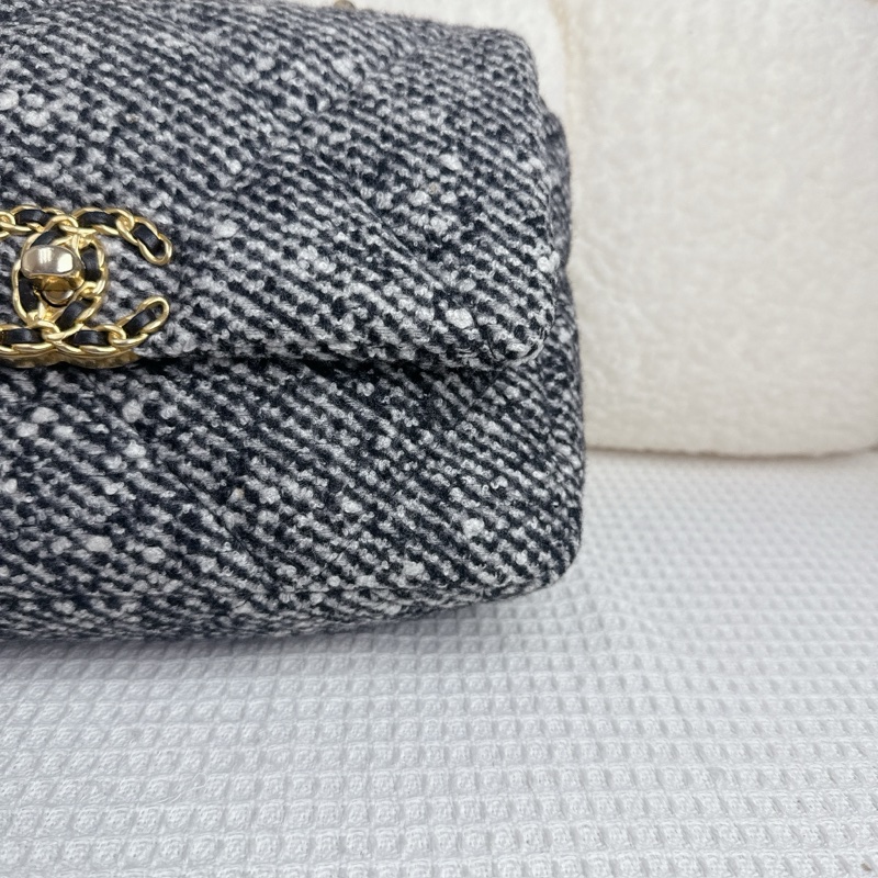 Chanel 19 Bag - Black&White-5