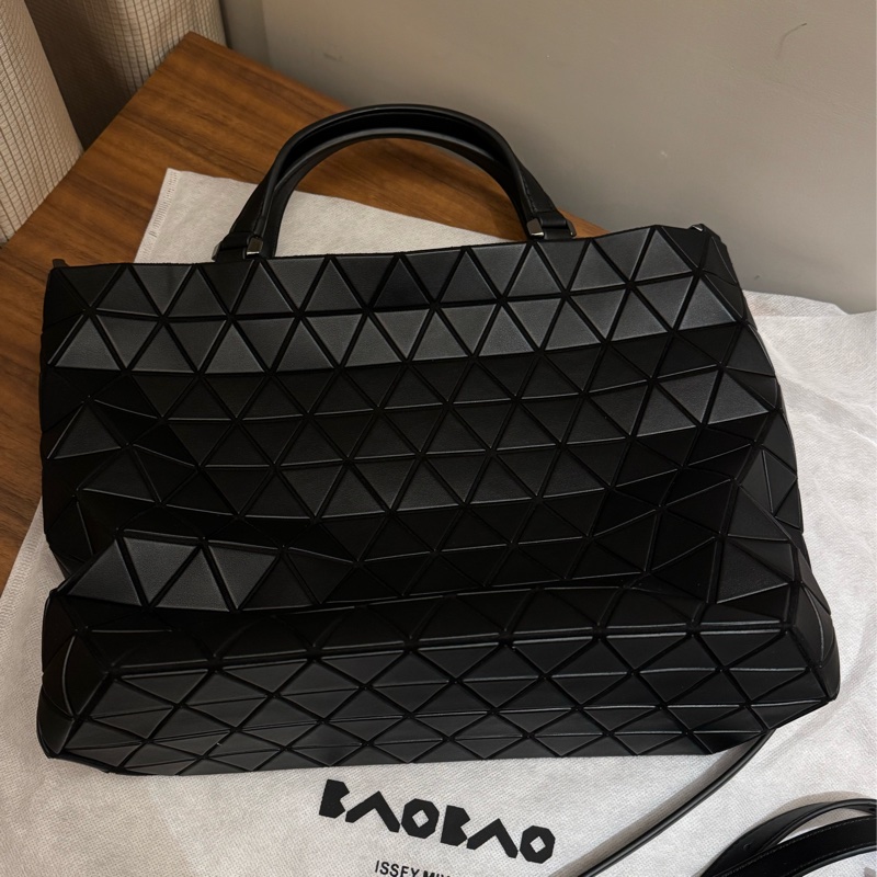 BAO BAO ISSEY MIYAKE CRYSTAL MATTE 三宅一生-1