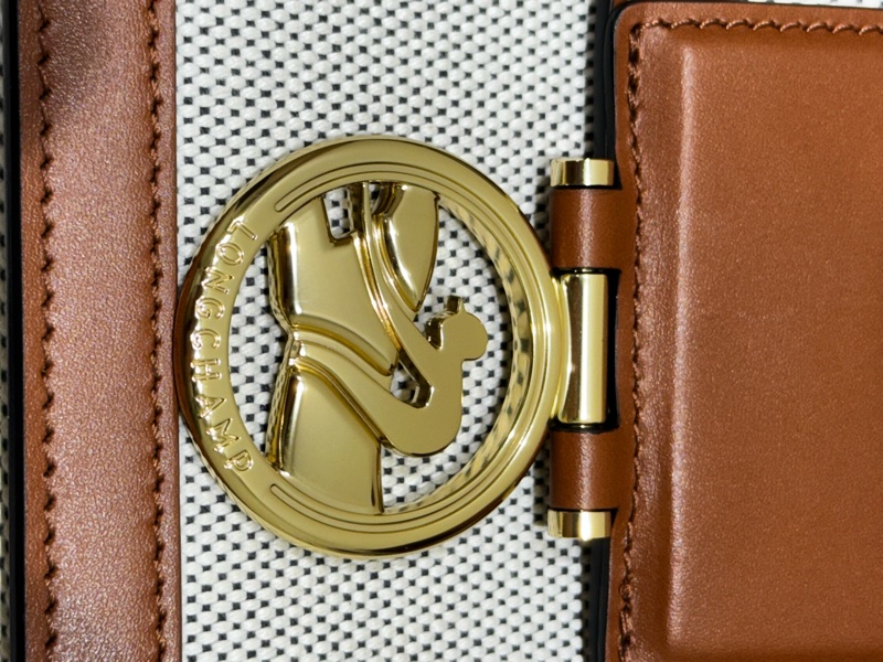 LONGCHAMP BOX-TROT小牛皮帆布拼接金屬LOGO翻蓋斜背包(中/白蘭地酒)-15