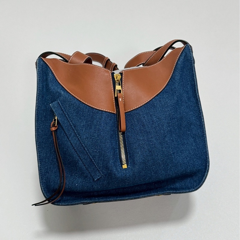 Loewe牛仔拼皮吊床包-2
