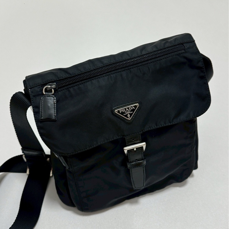 Prada降落傘郵差包-2