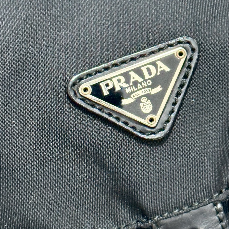 Prada降落傘郵差包-4