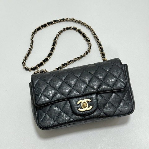 Chanel黑金魚子醬CF20