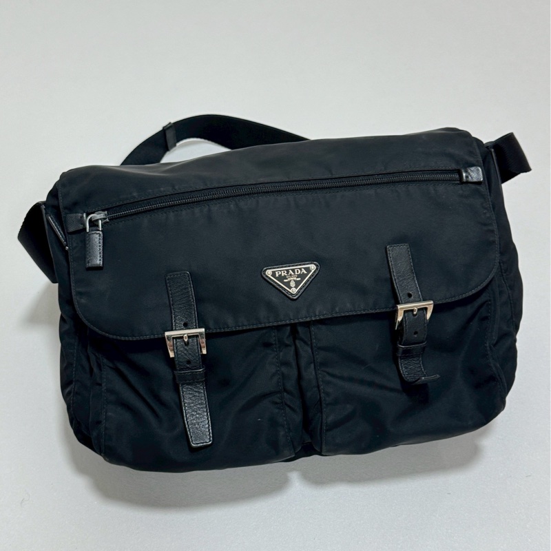 Prada雙口袋大號郵差包-0