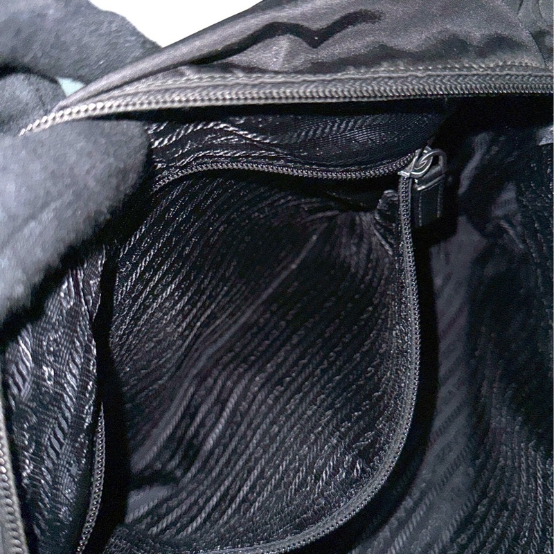 Prada雙口袋大號郵差包-7