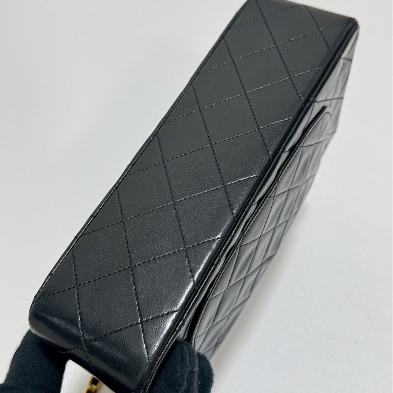 Chanel Vintage黑金CF23-5