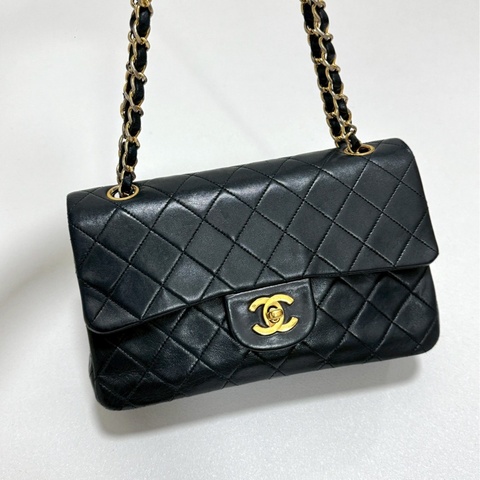 Chanel Vintage黑金CF23