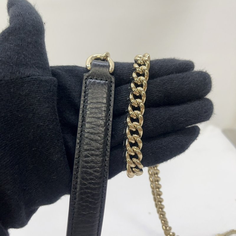 GUCCI 雙G牛皮鏈帶斜背包-6