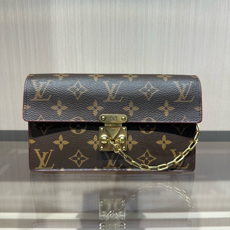 LOUIS VUITTON S Lock 两用链条腰带可调节 腰包 斜挎包-5