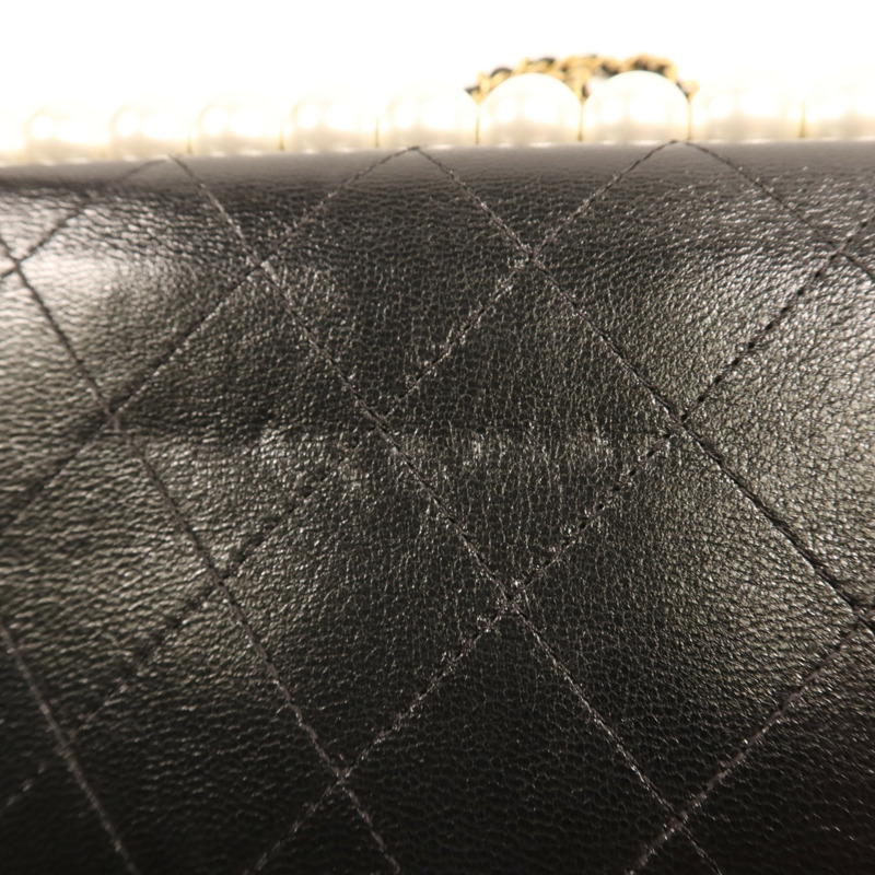 CHANEL 牛皮皮革WOC Wallet On Chain金扣鏈帶肩背袋-14