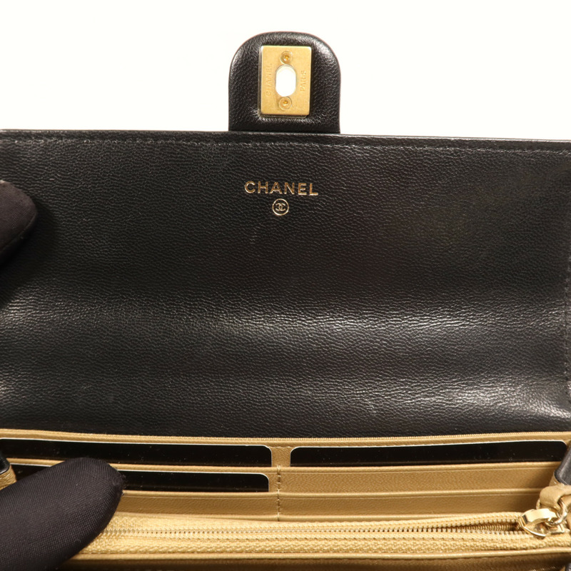 CHANEL 牛皮皮革WOC Wallet On Chain金扣鏈帶肩背袋-16