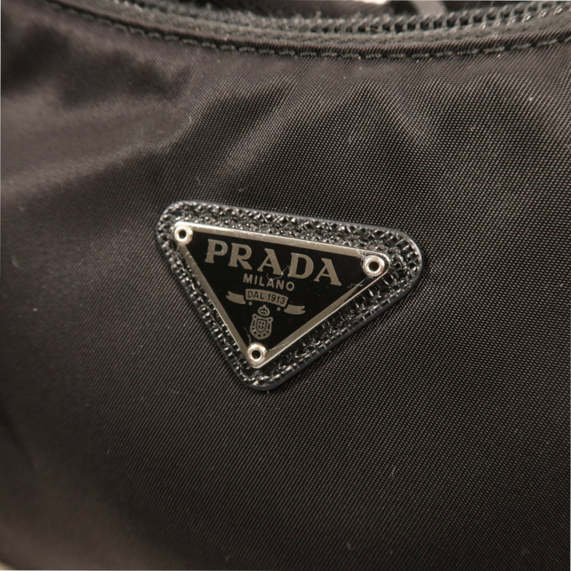 PRADA 尼龍Hobo銀扣手挽袋-5
