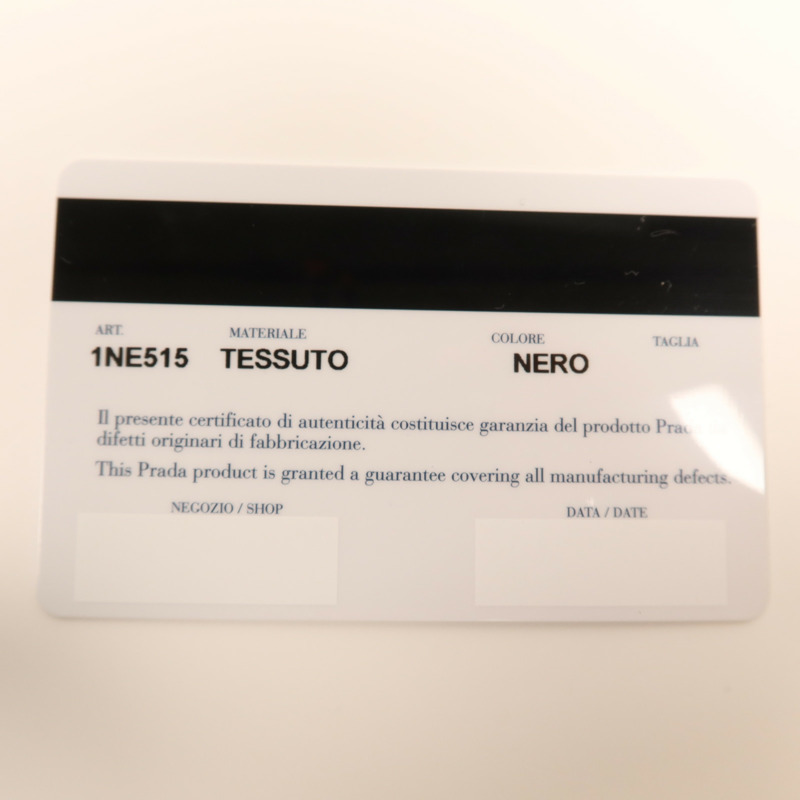 PRADA 尼龍Hobo銀扣手挽袋-9